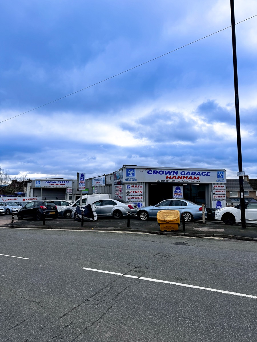 Crown Garage Hanham forecourt and MOT signage
