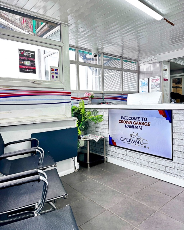The customer reception at Crown Garage Hanham